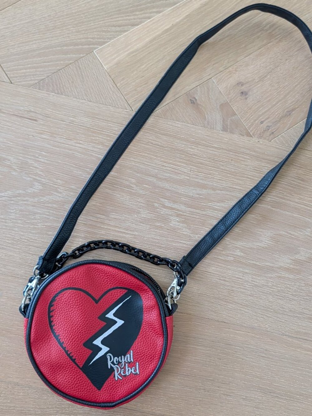 Descendants Rise of Red Youth Purse
